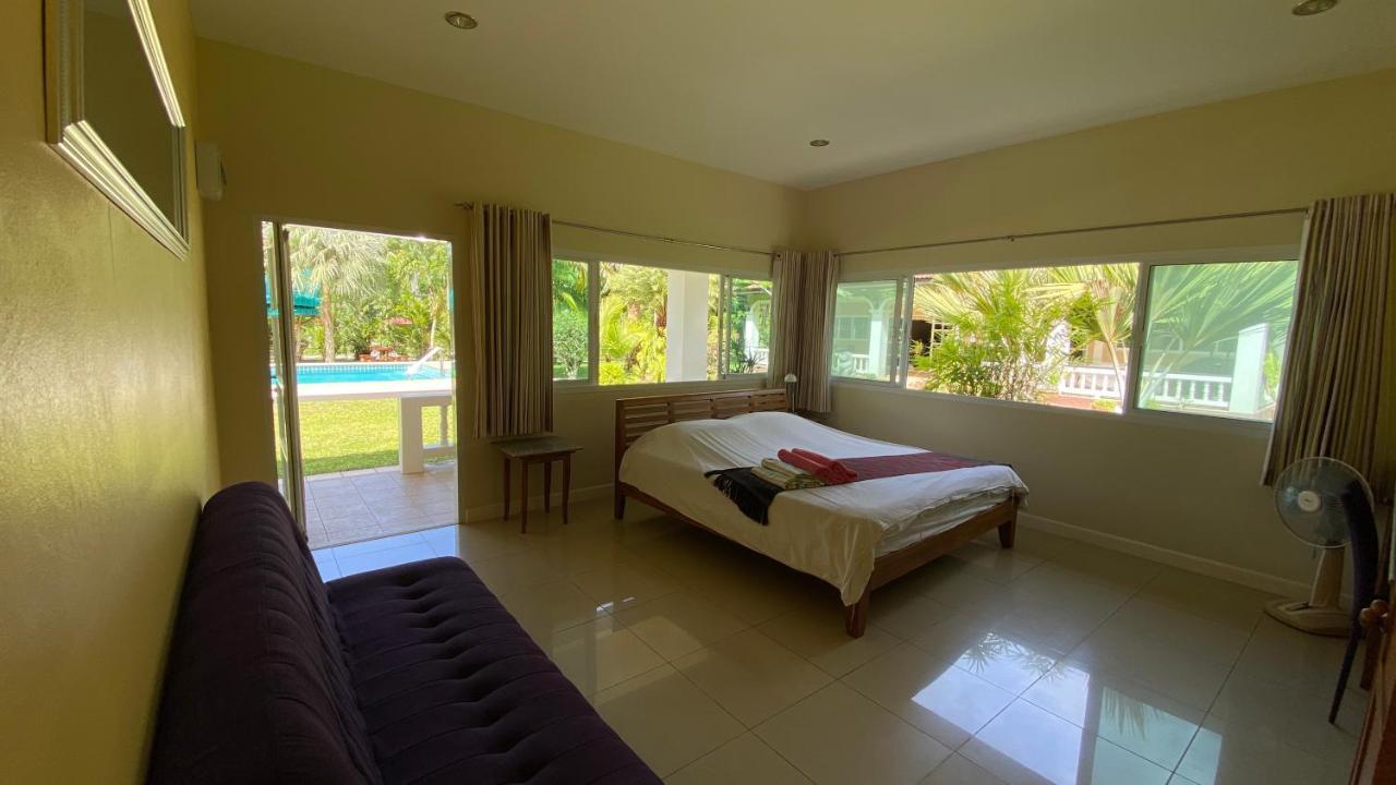 Palm Gardens Resort, 방사판 외부 사진